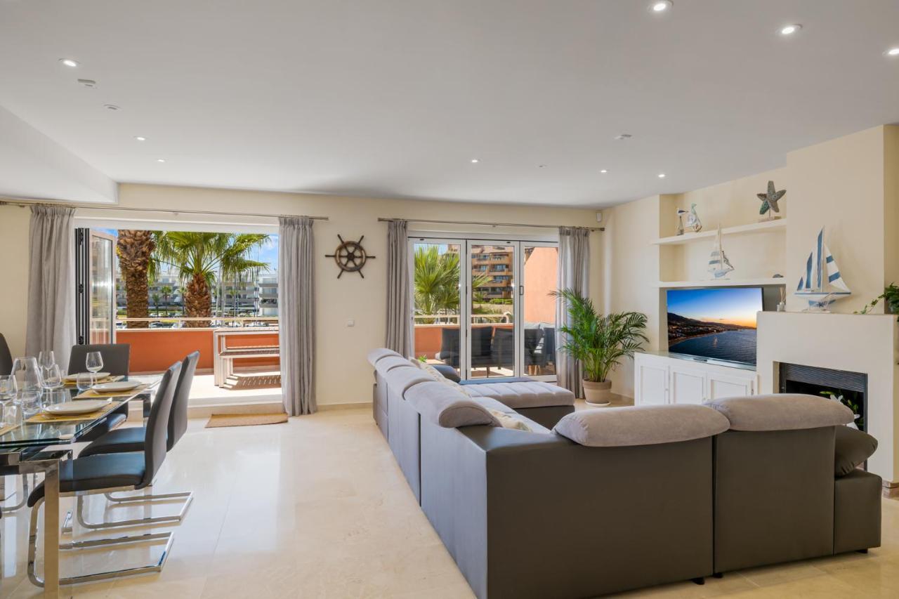 Apartmán Luxury Penhouse, Sotogrande Marina - Located In An Exclusive Island Of The Marina Exteriér fotografie