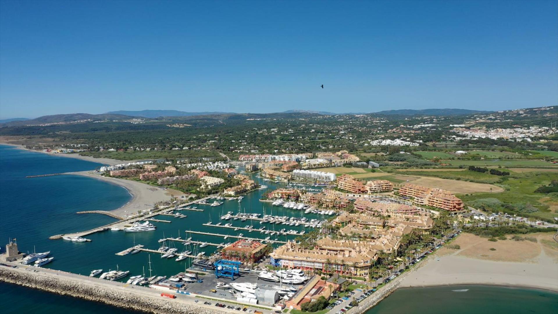 Apartmán Luxury Penhouse, Sotogrande Marina - Located In An Exclusive Island Of The Marina Exteriér fotografie
